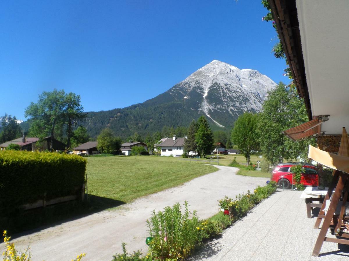 Haus Am Wiesenrain Leutasch Exteriör bild