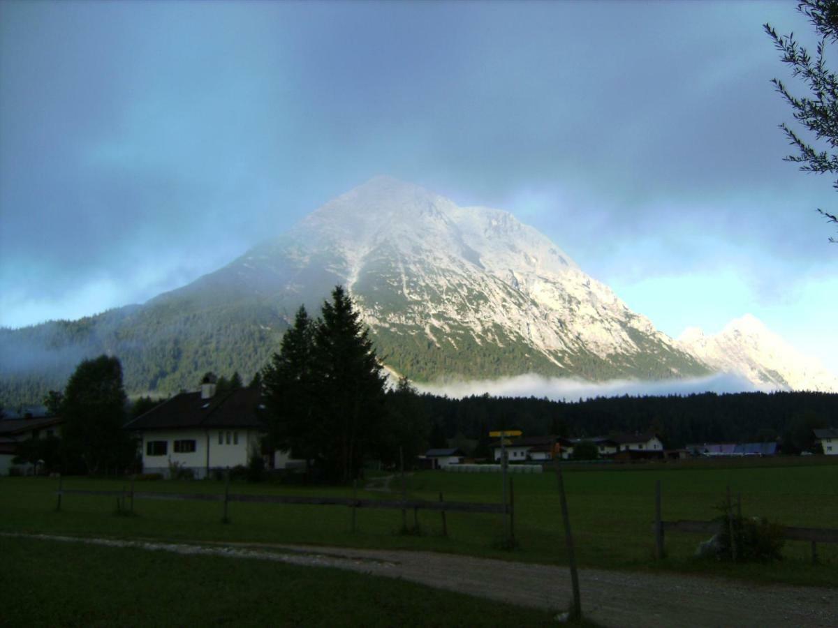 Haus Am Wiesenrain Leutasch Exteriör bild